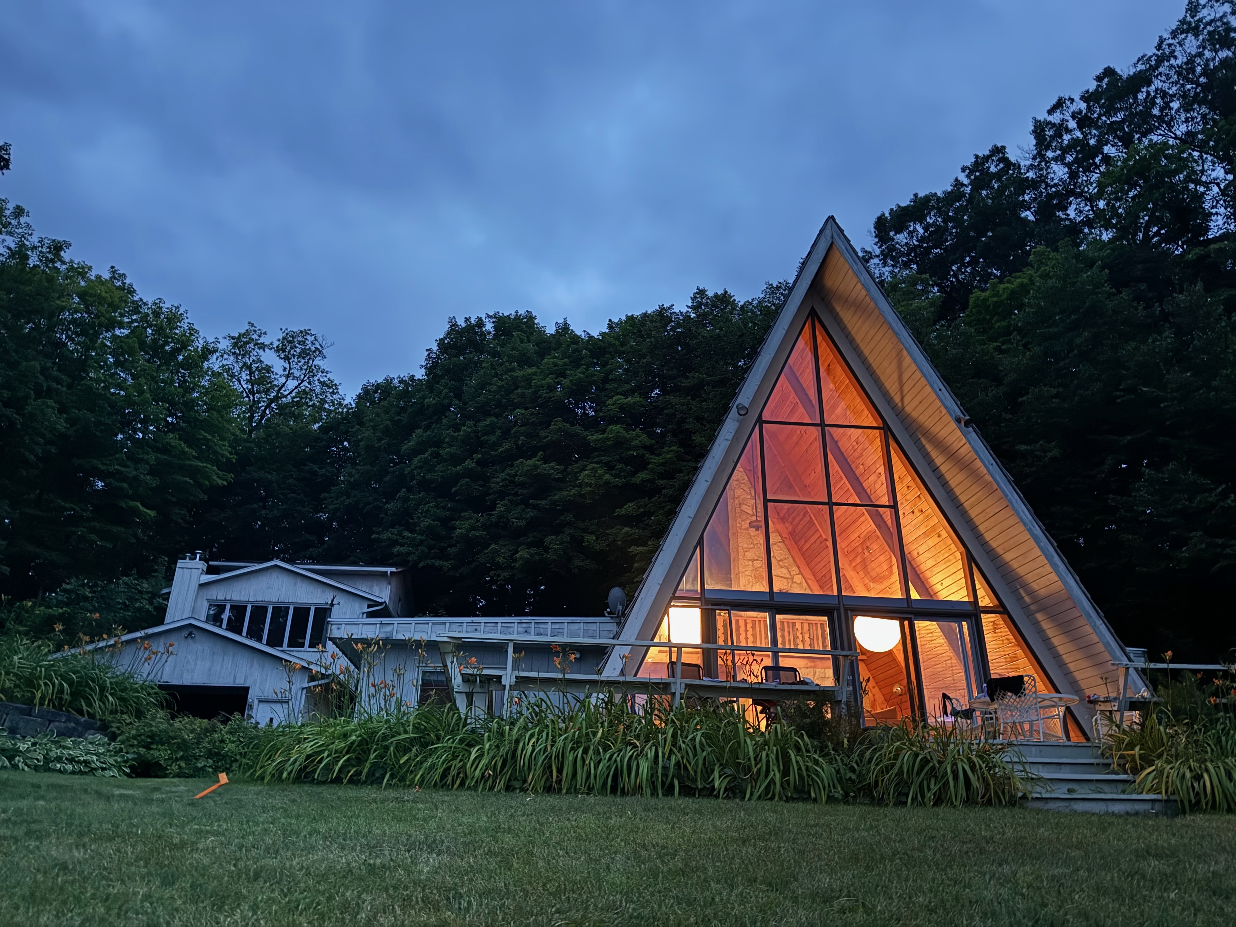 Loontown cabin on Bone Lake at sunset